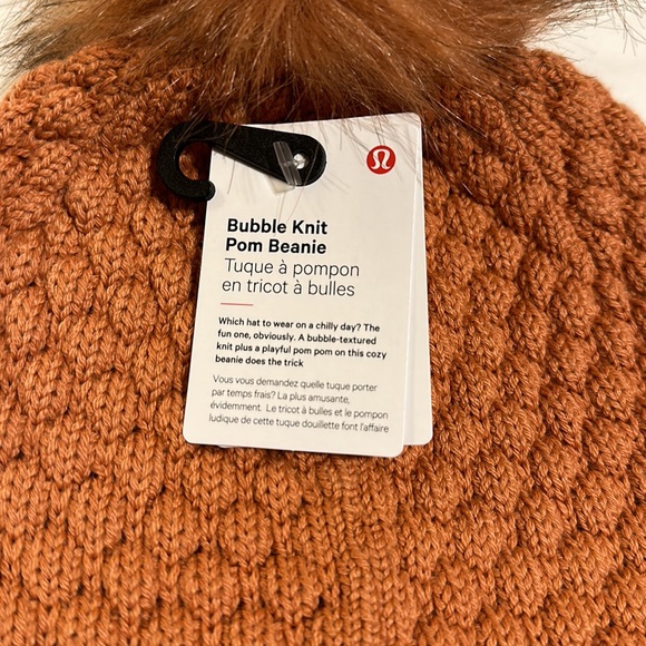 Lululemon bubble knit Pom beanie OS - Picture 5 of 9